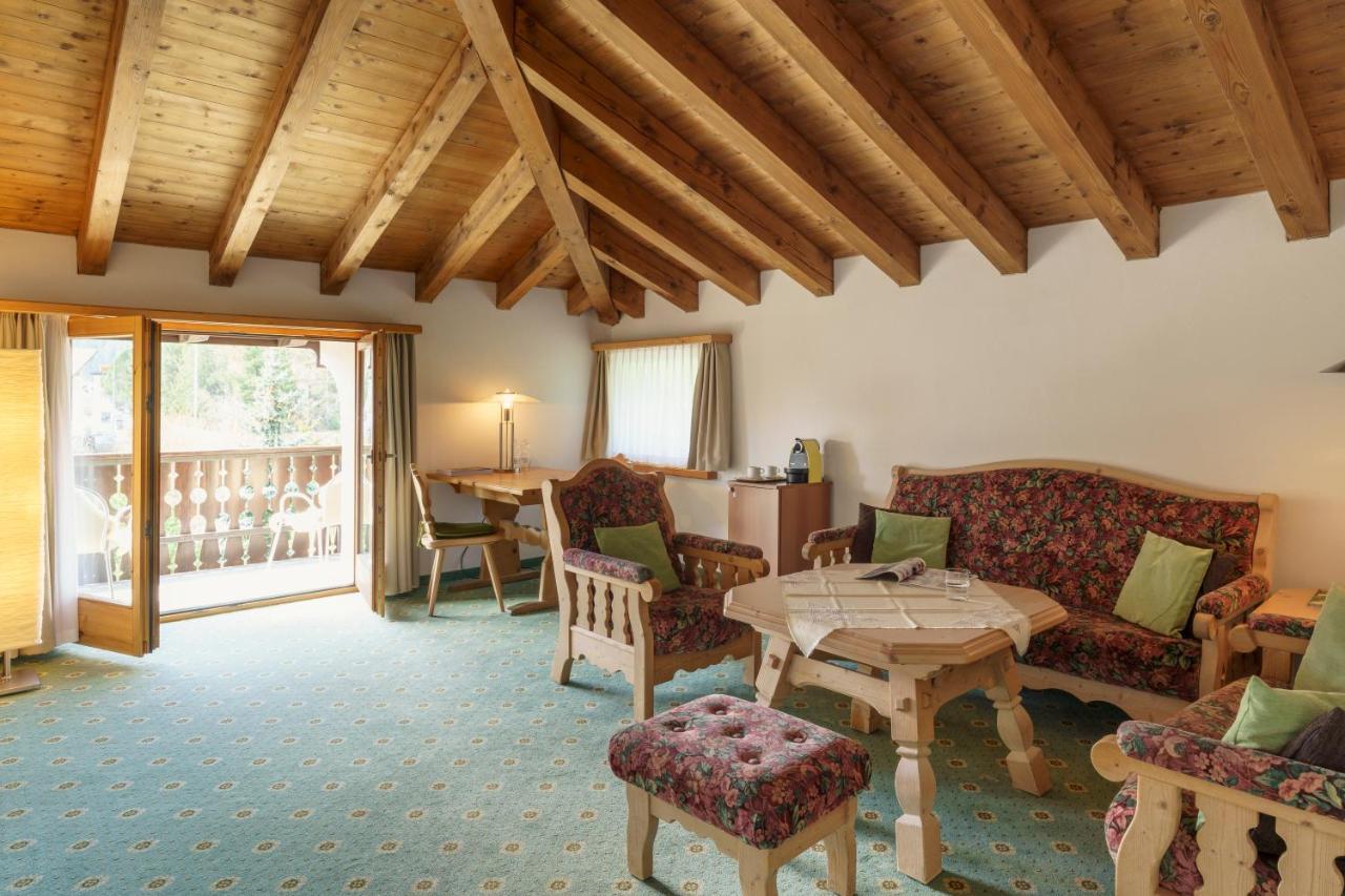 Hotel Saluver Celerina/Schlarigna ภายนอก รูปภาพ